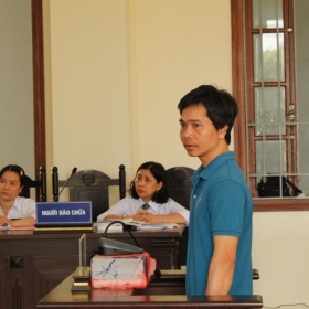 ĐÒI TIỀN KHÔNG THÀNH NÊN PHÓNG HỎA ĐỐT CON NỢ ĐÒI TIỀN KHÔNG THÀNH NÊN PHÓNG HỎA ĐỐT CON NỢ